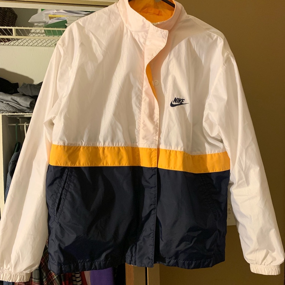 NIKE WINDBREAKER MENS SMALL/YOUTH MEDIUM